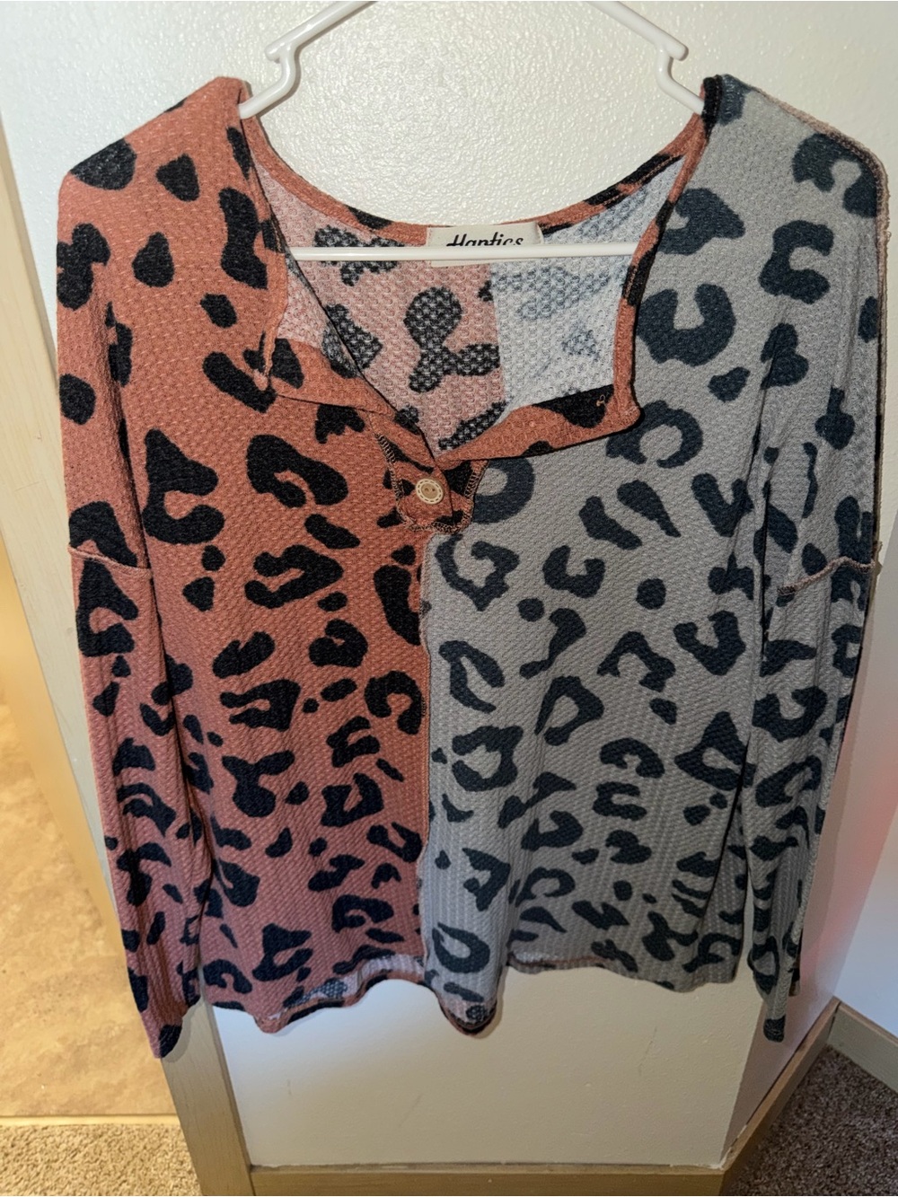Haptics Rust & Gray Waffle Knit Leopard Panel Henley Top